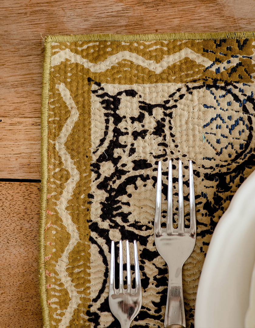 design-interieur-clemenceau-sejour-detail-table-set-caravane-textile