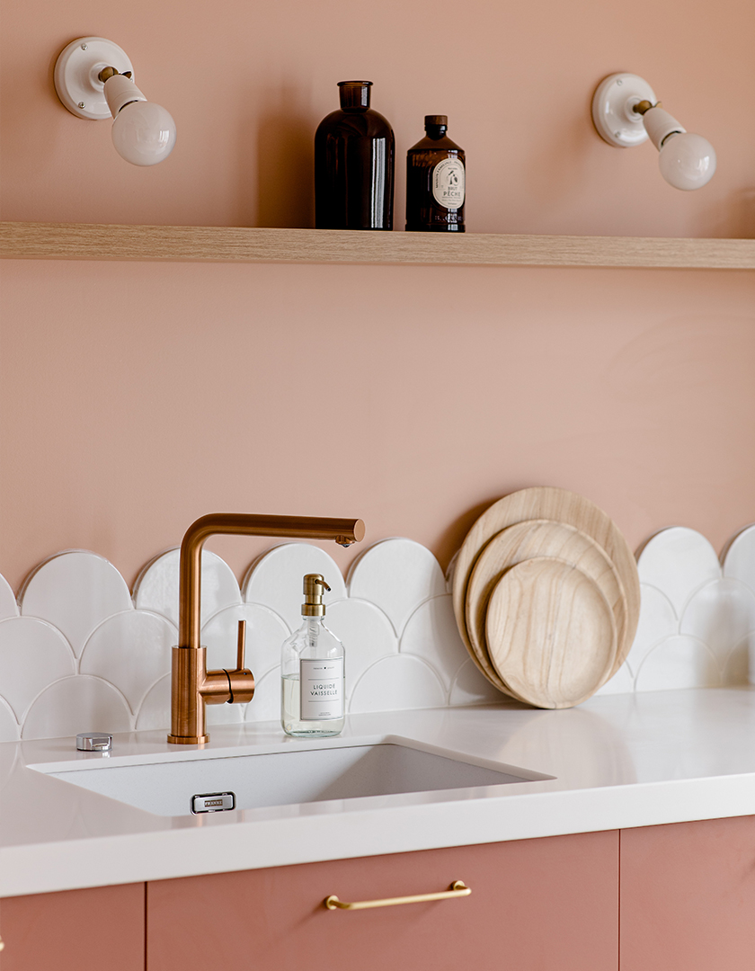 design-interieur-tourette-detail-cuisine-rose-ecaille