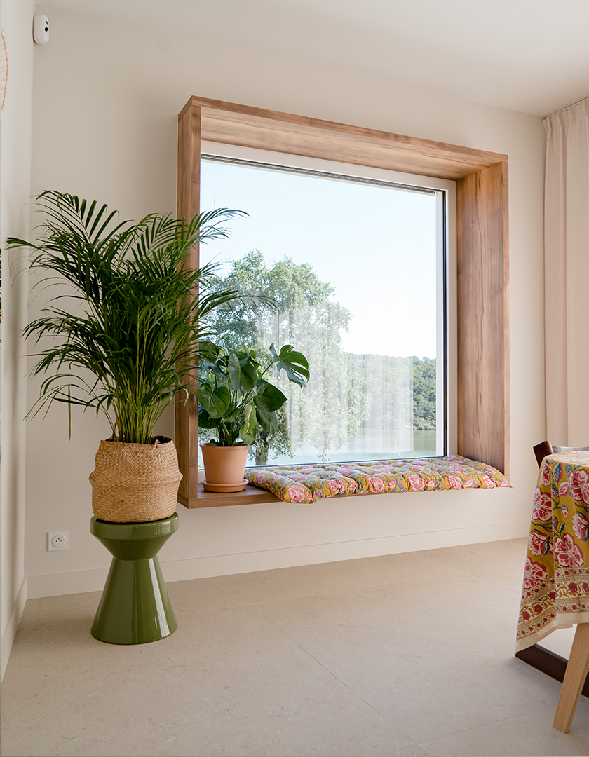 lucie-rouland-architecte-vannes-decoration-maison-de-vacances-banquette